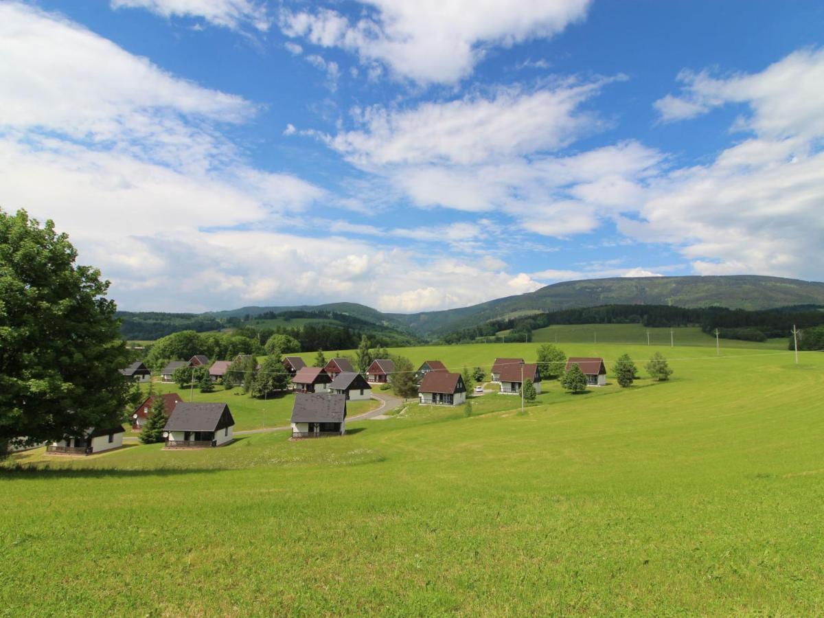 Holiday Home Holiday Hill E52 By Interhome Černý Důl Exteriér fotografie